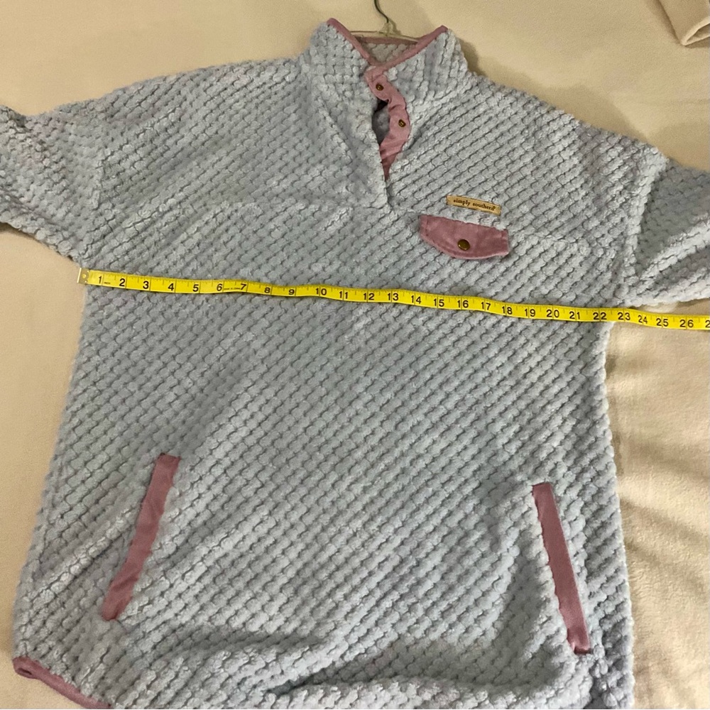 Simply Southern Light Blue and Pink Textured Pullover Size L - Picture 8 of 9